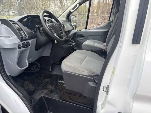 Used 2019 Ford Transit 250 148 Low Roof RWD image 18