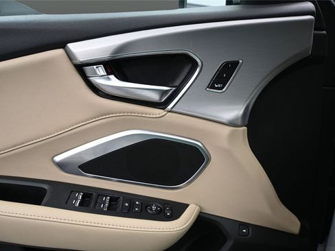 Used 2023 Acura RDX AWD image 7
