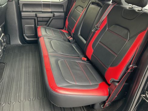 Used 2018 Ford F150 Lariat w/ Equipment Group 502A Luxury AWD/4WD image 40