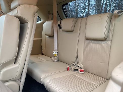 Used 2016 Toyota Highlander LE image 33