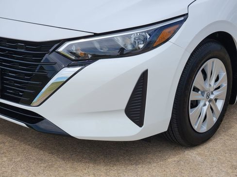 New 2025 Nissan Sentra S image 8