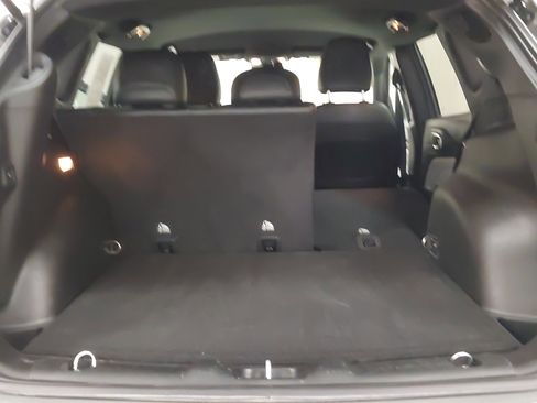 Used 2023 Jeep Compass Latitude w/ Convenience Group image 27