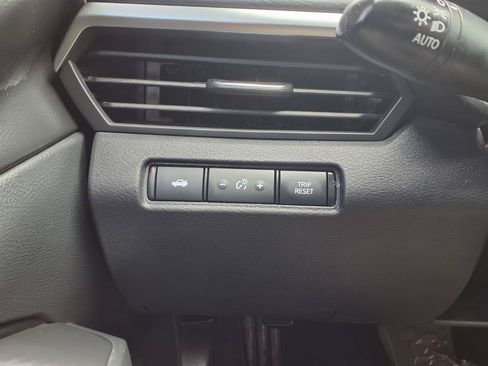 Used 2022 Nissan Altima 2.5 S FWD image 9