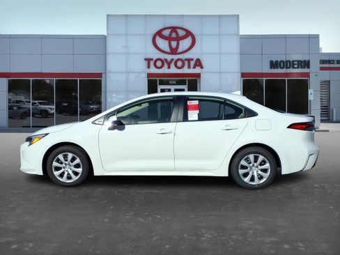 New 2026 Toyota Corolla LE image 3