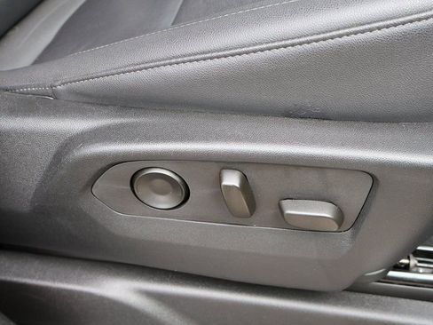 Used 2024 Chevrolet Tahoe LT image 32