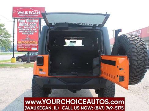 Used 2012 Jeep Wrangler Unlimited Sahara w/ Dual Top Group image 21