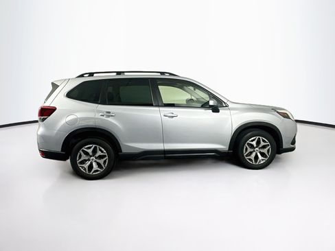 Used 2022 Subaru Forester Premium w/ Popular Package #1 AWD/4WD image 10
