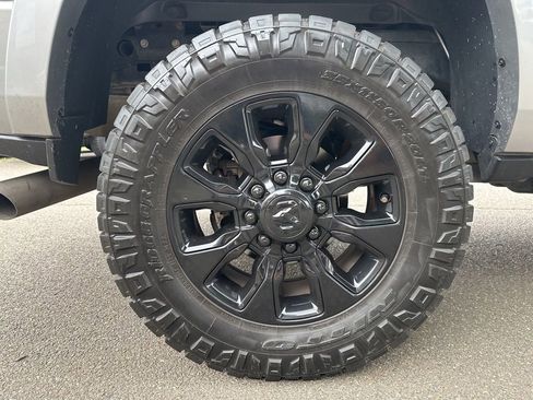 Used 2022 RAM 2500 Limited AWD/4WD image 18