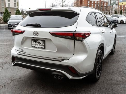 Used 2025 Toyota Highlander XSE AWD/4WD image 41
