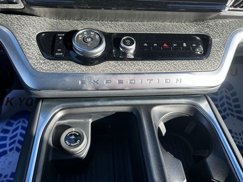 New 2026 Ford Expedition Tremor image 24