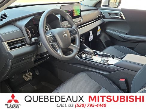 New 2026 Mitsubishi Outlander ES FWD image 12