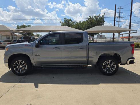 Certified 2025 Chevrolet Silverado 1500 LT w/ Z71 Off-Road Package AWD/4WD image 6
