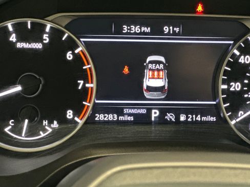 Used 2025 Nissan Rogue SV FWD image 30