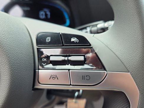 New 2026 Hyundai Elantra Sport FWD image 23