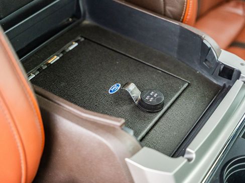 Used 2022 Ford F250 King Ranch image 12