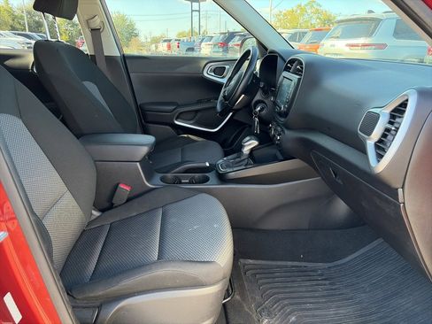 Used 2020 Kia Soul X-Line image 9