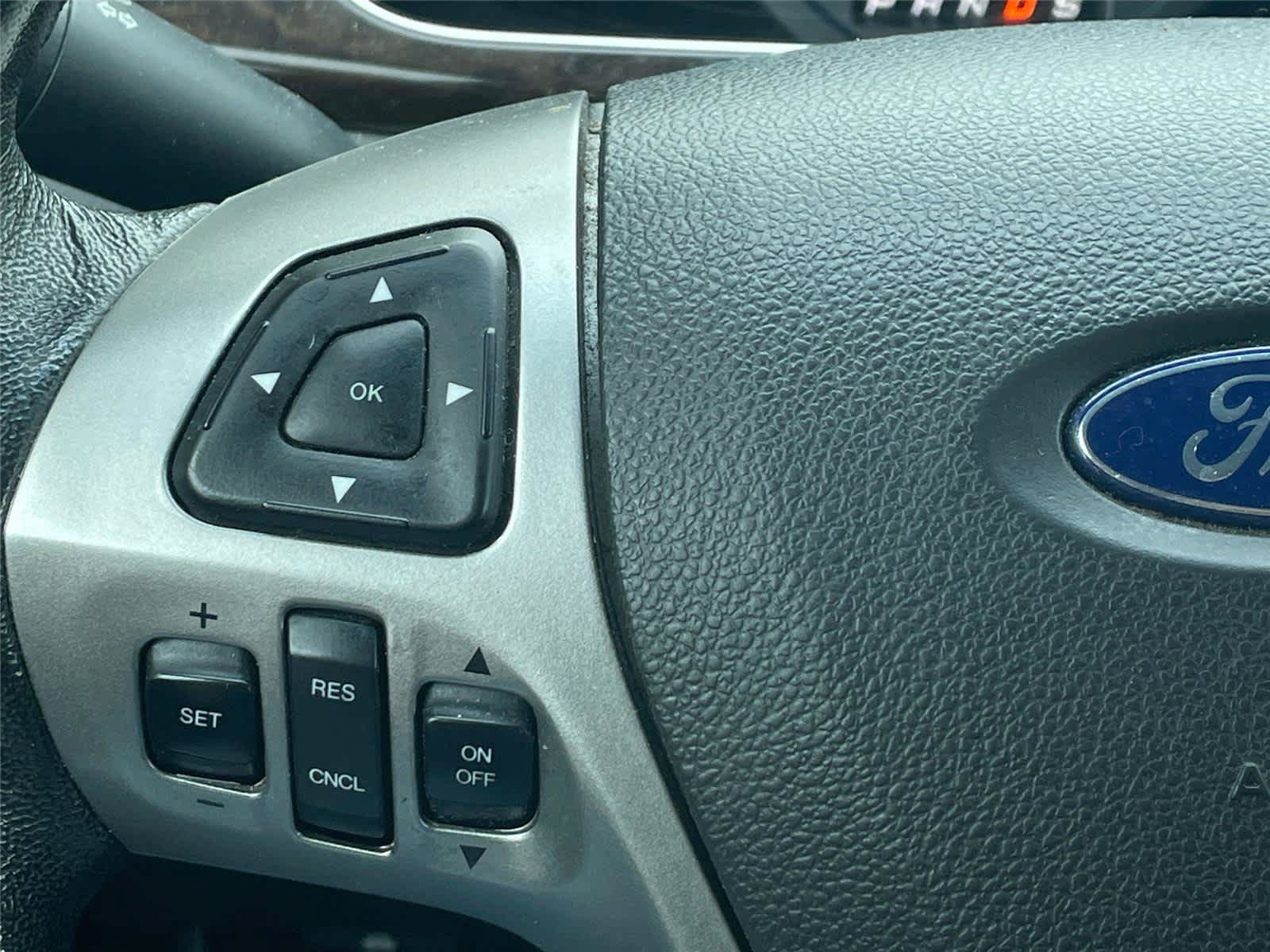 Used 2019 Ford Taurus Limited FWD image 20