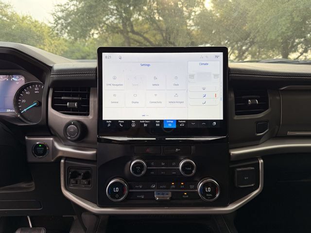 Used 2022 Ford Expedition Max XLT RWD image 11