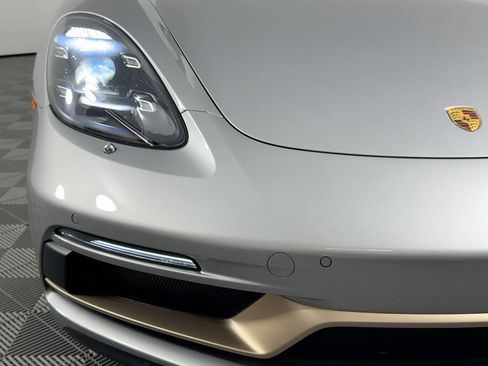 Certified 2022 Porsche 718 Boxster image 11