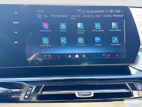 New 2026 BMW X1 xDrive28i w/ Technology Package AWD/4WD image 29