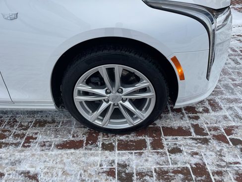 Used 2022 Cadillac CT4 Luxury w/ Cold Weather Package image 6