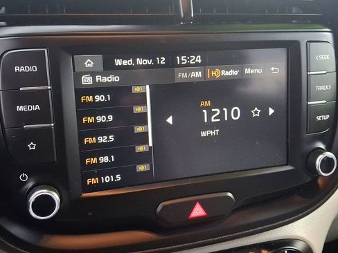 Certified 2023 Kia Soul LX w/ Option Group 015 image 17