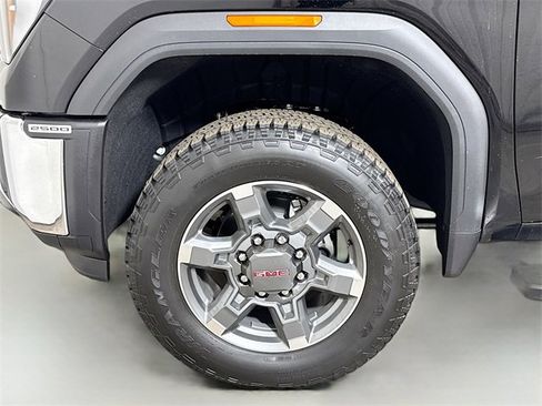 New 2025 GMC Sierra 2500 SLT w/ Texas SLT Premium Package image 19