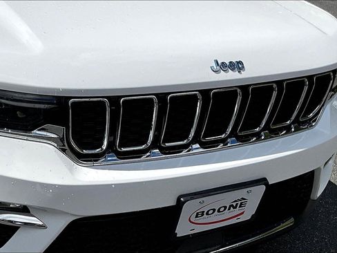 Used 2023 Jeep Grand Cherokee 4WD 4xe image 28