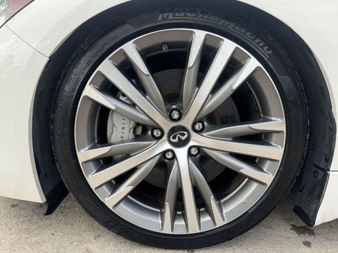 Used 2020 INFINITI Q50 Luxe RWD image 9