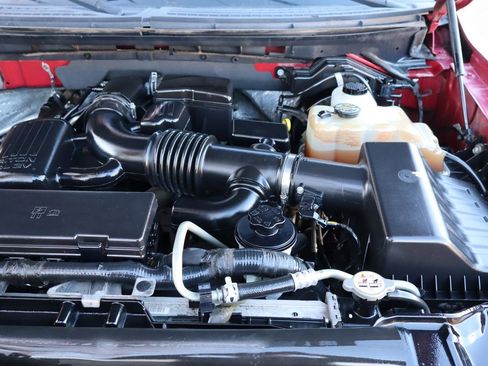 Used 2010 Ford F150 XLT image 38