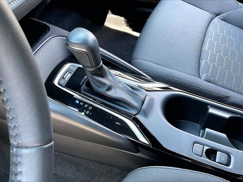 Used 2024 Toyota Corolla SE FWD image 15