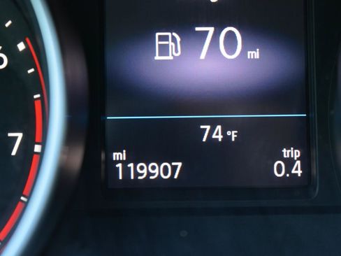 Used 2019 Volkswagen Tiguan SE AWD/4WD image 28