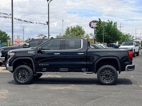 Used 2019 GMC Sierra 1500 SLT w/ SLT Premium Plus Package AWD/4WD image 35