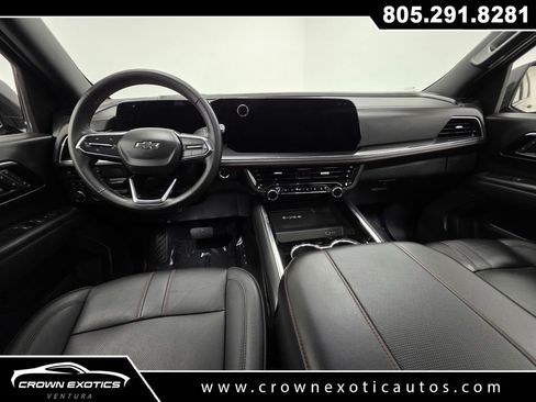 Used 2025 Chevrolet Suburban RST w/ Sun And Tow Package image 17