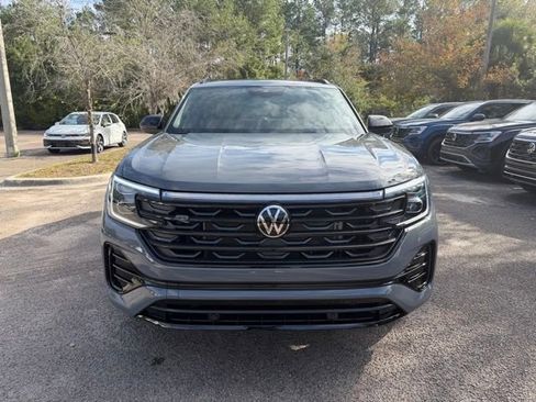 New 2026 Volkswagen Atlas Cross Sport SEL R-Line AWD/4WD image 2