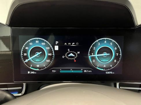 Used 2024 Hyundai Elantra SEL FWD image 24
