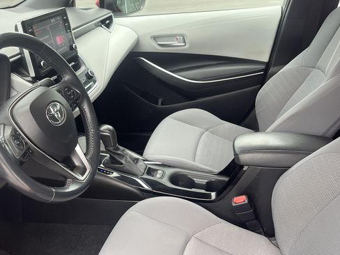 Used 2020 Toyota Corolla SE FWD image 5