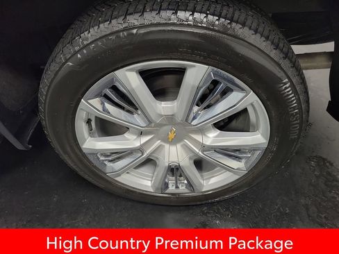 Used 2023 Chevrolet Silverado 1500 High Country w/ High Country Premium Package image 10