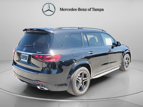 Certified 2026 Mercedes-Benz GLS 450 4MATIC image 4
