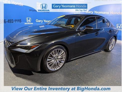 Used 2023 Lexus IS 300 w/ Premium Package RWD image 10