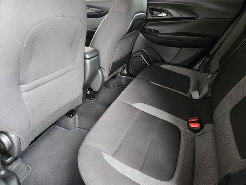 Certified 2025 Chevrolet TrailBlazer LT AWD/4WD image 32