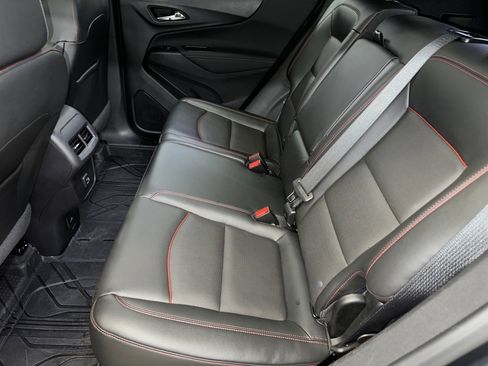 Used 2022 Chevrolet Equinox RS w/ RS Leather Package image 22