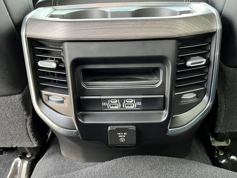 Used 2025 RAM 3500 Laramie AWD/4WD image 43