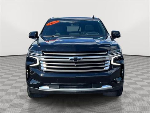 Used 2022 Chevrolet Suburban High Country AWD/4WD image 2