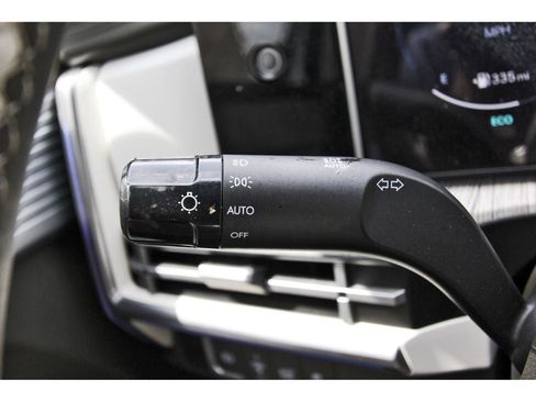 Used 2025 Hyundai Santa Fe Calligraphy AWD/4WD image 17