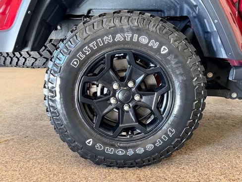 Used 2022 Jeep Gladiator Sport AWD/4WD image 23