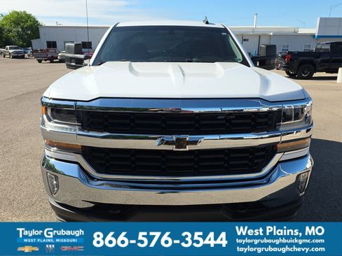 Used 2018 Chevrolet Silverado 1500 LT w/ All Star Edition AWD/4WD image 3