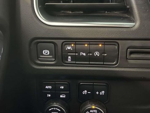 Used 2024 Chevrolet Tahoe LT AWD/4WD image 26