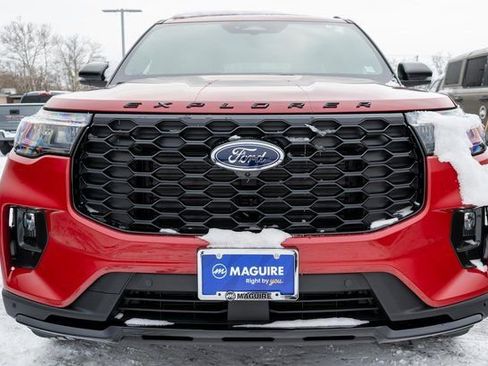 New 2026 Ford Explorer ST-Line image 3