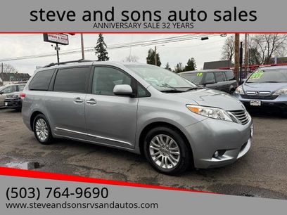 Used 2013 Toyota Sienna XLE w/ Premium Pkg